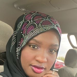 Meet your Posher, Karima